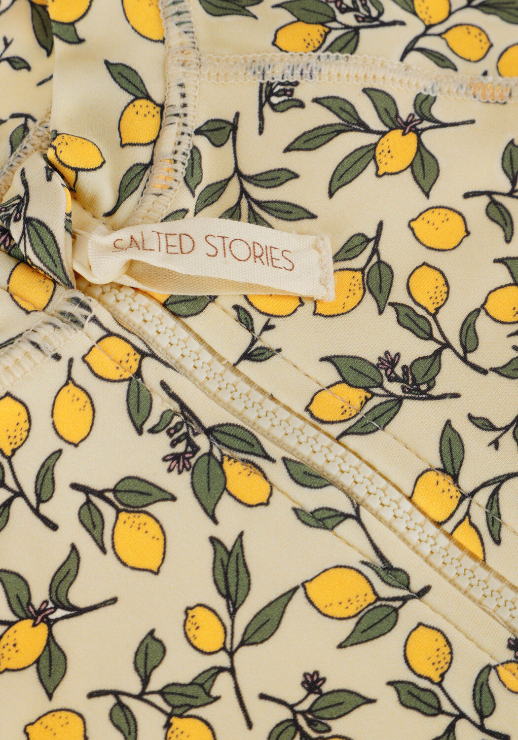 Gelbe SALTED STORIES UV Badebekleidung LEMONS SWIM TEE - large