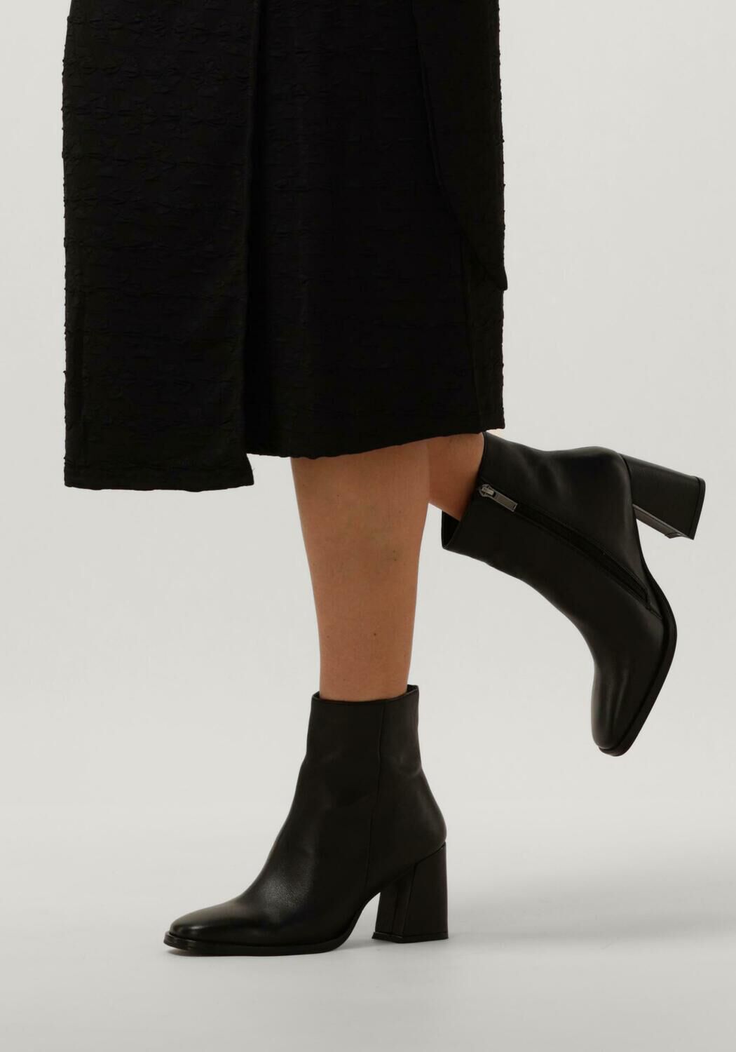 Schwarze TANGO Stiefeletten LORI 501 - large