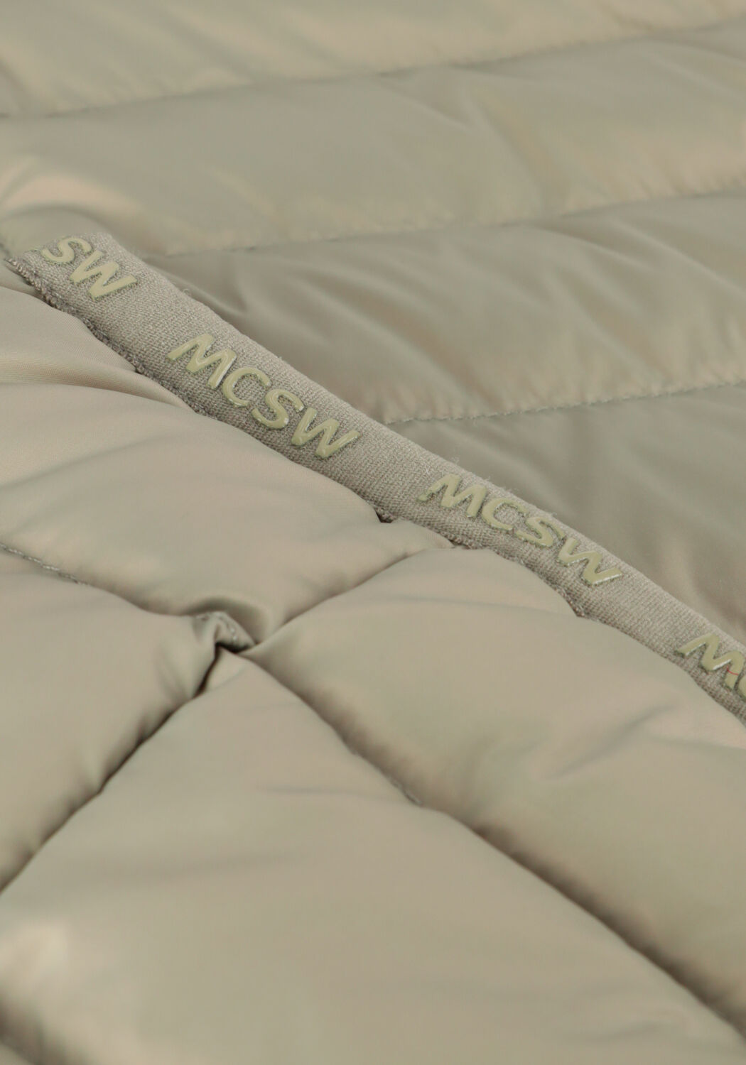 Gr&uuml;ne MOSCOW Jack 02-08-EDGY-1 - large