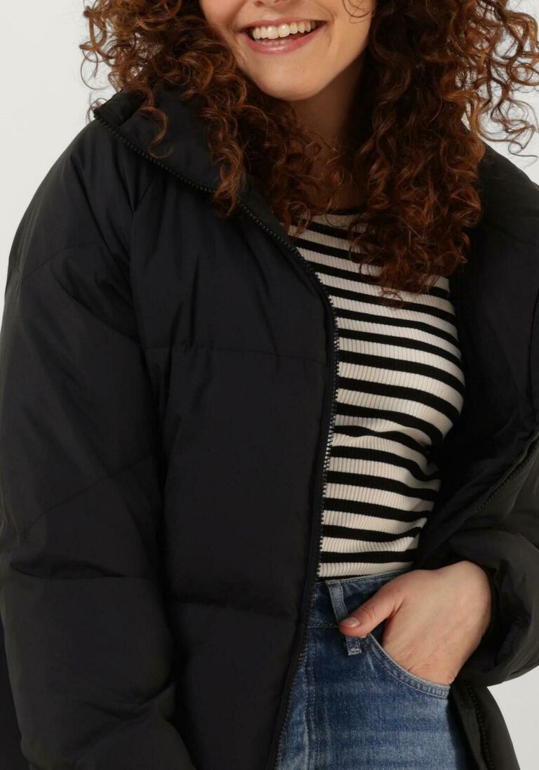 schwarze selected femme wattierte jack daisy down jacket b