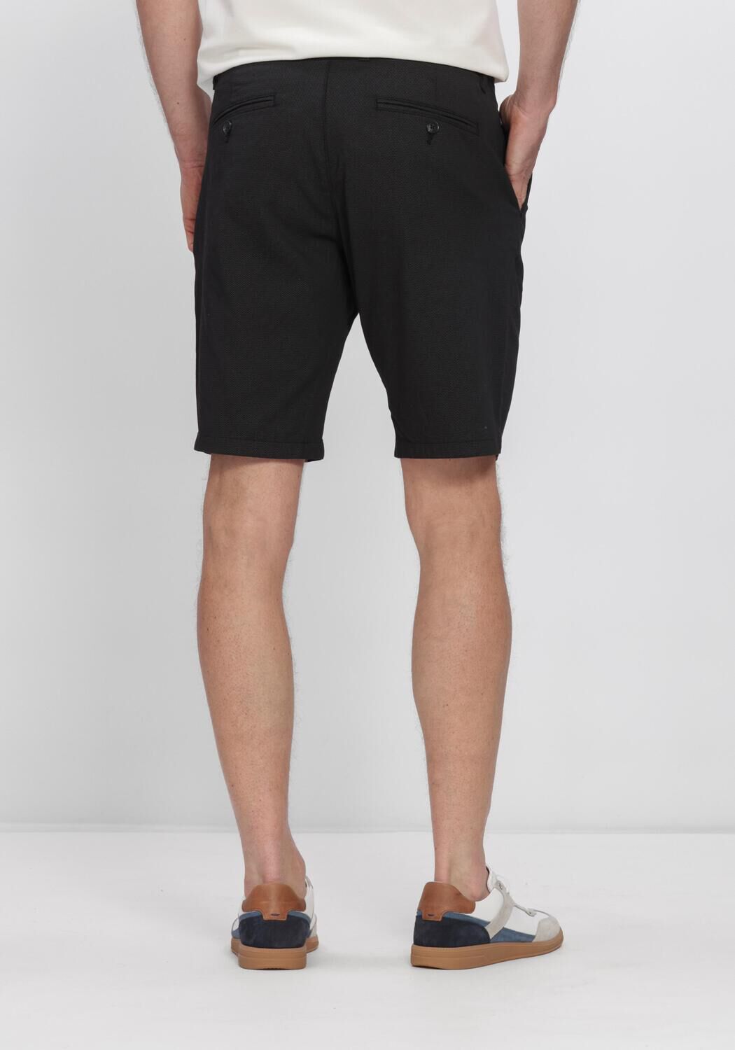 Schwarze MATINIQUE Casual-Oberhemd MATHOMAS SHORT - large