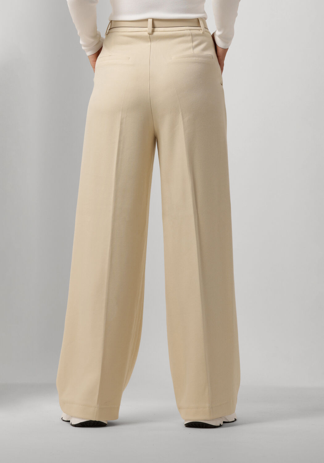 Camelfarbene JANICE Umh&auml;ngetasche SKYLAR BAG - large