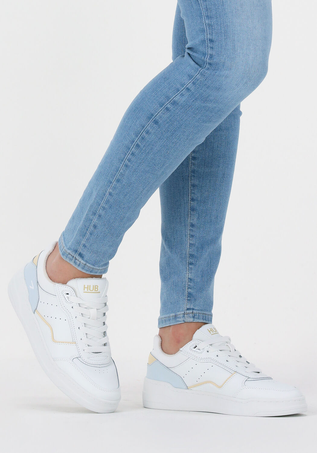 Wei&szlig;e HUB Sneaker Low MATCH - large