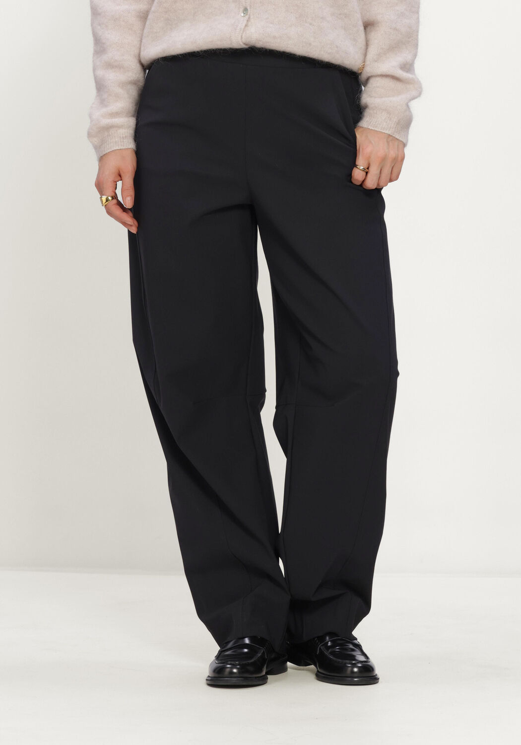 Schwarze STUDIO ANNELOES Hose Marlise barrel trousers - large