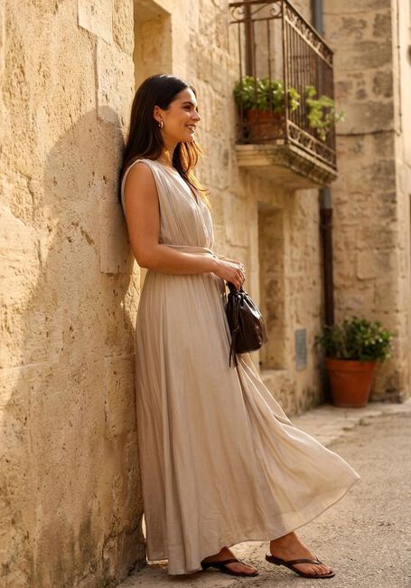 Beige NEMA Kleider N242 - large