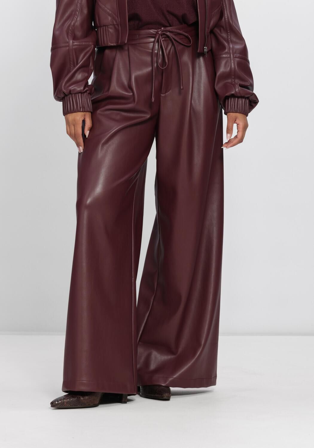 Bordeaux AMAYA AMSTERDAM Hosen THORNE PANTS - large