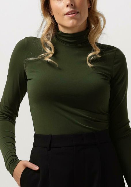 Grüne VANILIA Tops & T-shirts ESCAPE FITTED KOLL - large