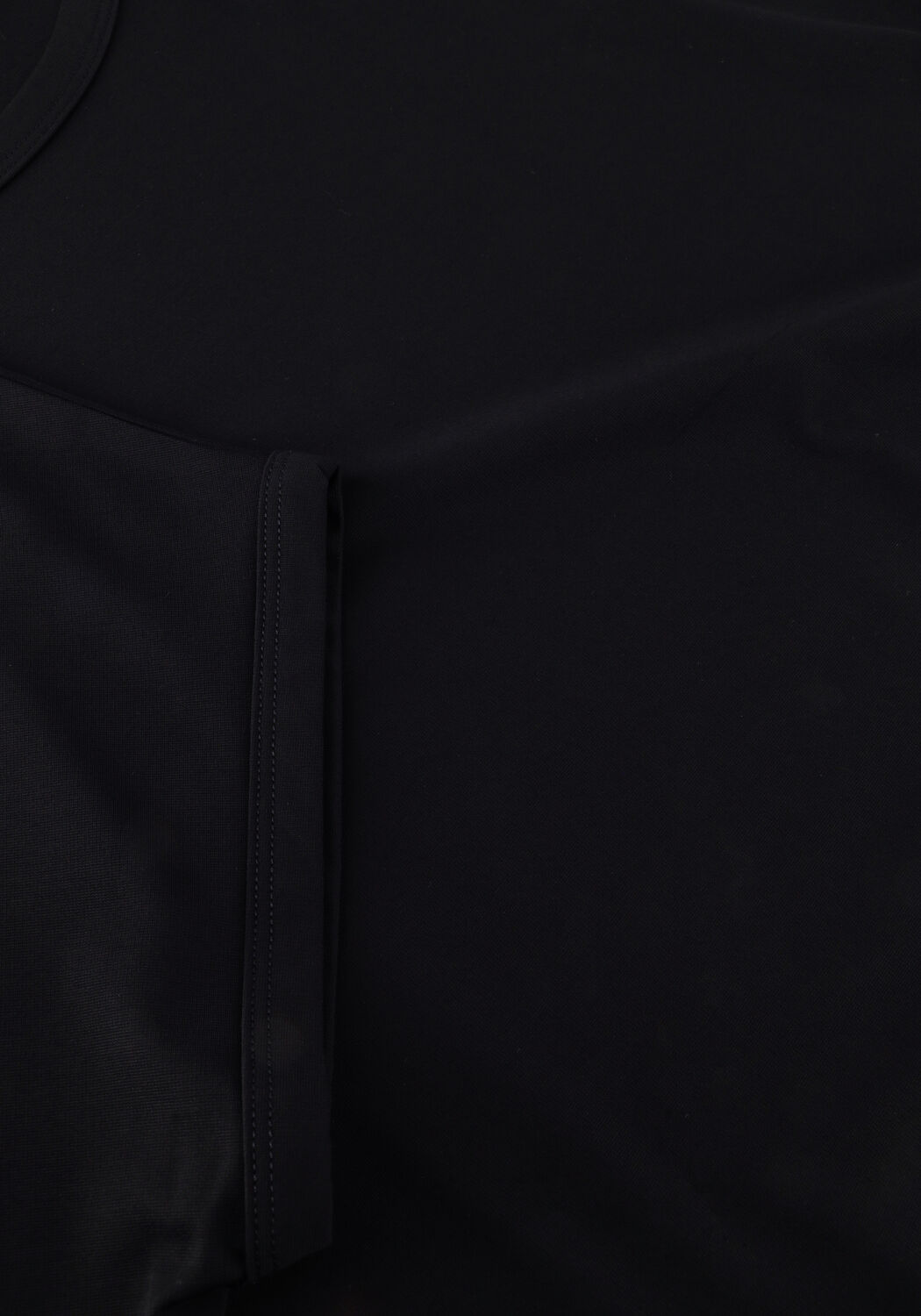 Schwarze KNIT-TED T-shirt EMMA - large