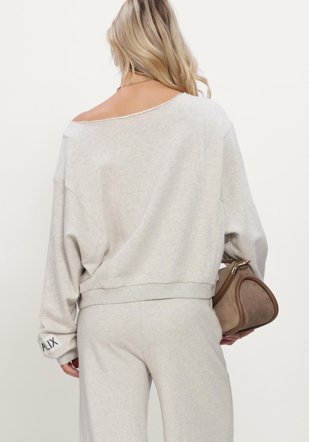 Graue ALIX THE LABEL Pullover & Cardigans LADIES KNITTED BADWING SWEATER - large