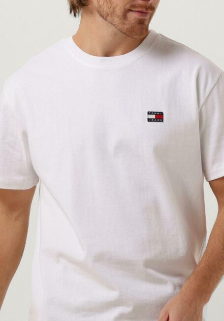 Weiße TOMMY JEANS T-shirt TJM CLSC TOMMY XS BADGE TEE - large