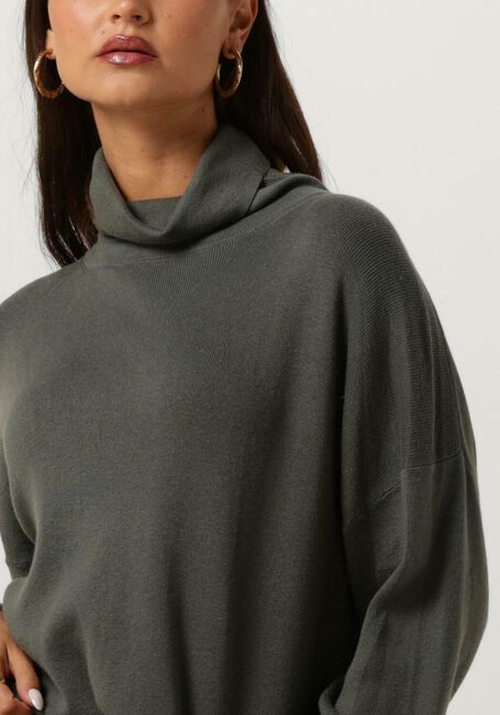 Olive KNIT-TED Rollkragenpullover MARA - large