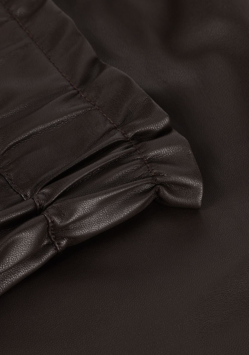 Braune KNIT-TED Hosen ALOIS SHORT - large