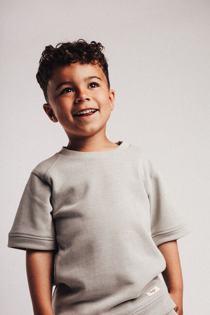 Graue BAJE STUDIO T-shirt VIC - large