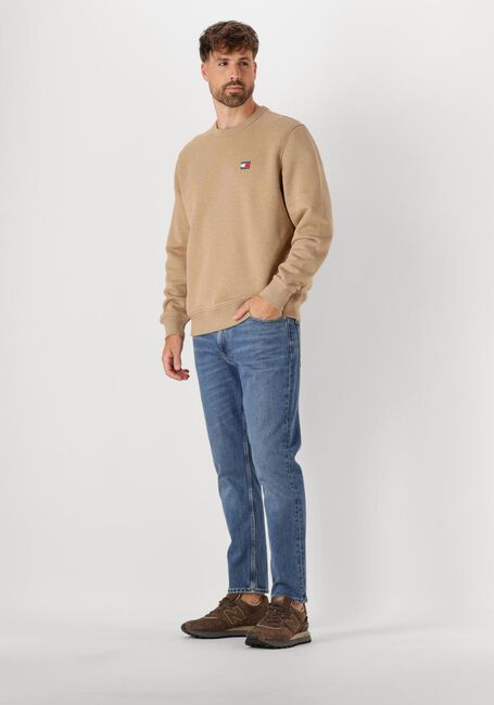 Braune TOMMY JEANS Pullover TJM REG BAGDE CREW EXT - large