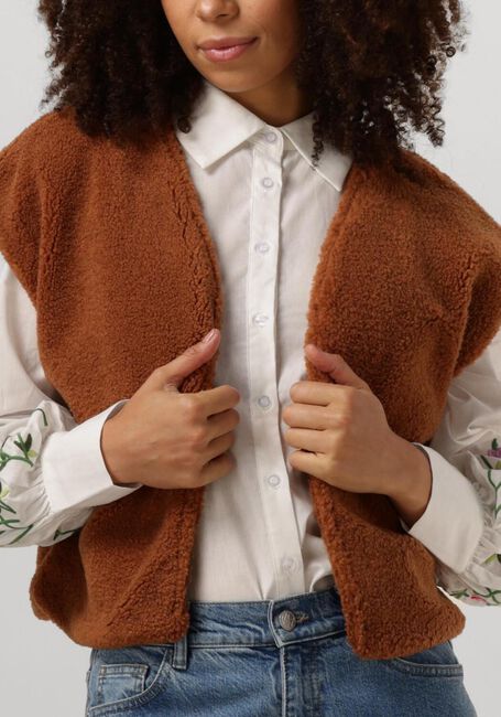 Camelfarbene YDENCE Gilet GILET SOPHIE - large