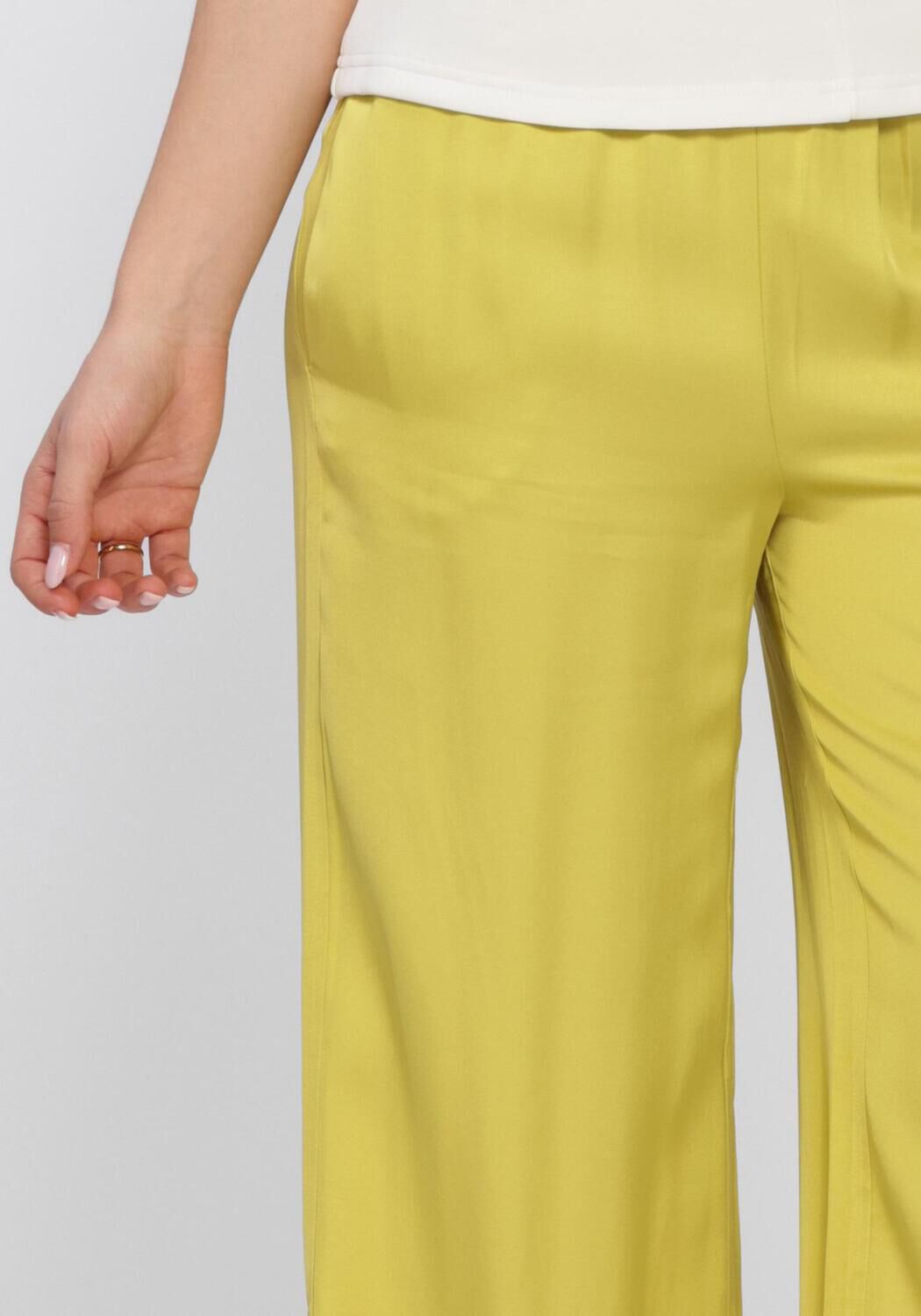 Gr&uuml;ne NEMA Kleider N106 - large