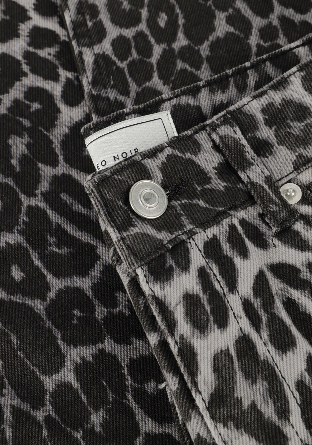 Braune NEO NOIR Lange Hosen SIMONA LEOPARD PANTS - large