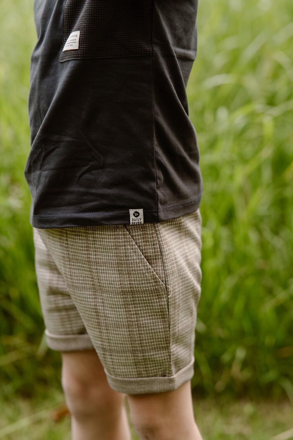 Camelfarbene DAILY7 Kurze Hose CHECK SHORT - large