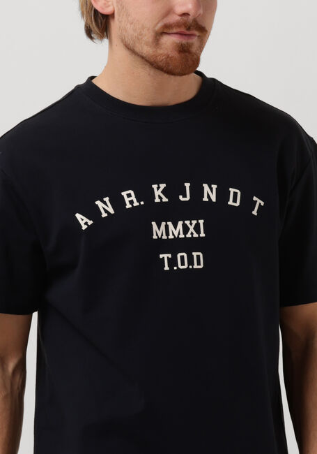 Dunkelblau ANERKJENDT T-shirt AKKIKKI S/S BOX LOGO TEE - large