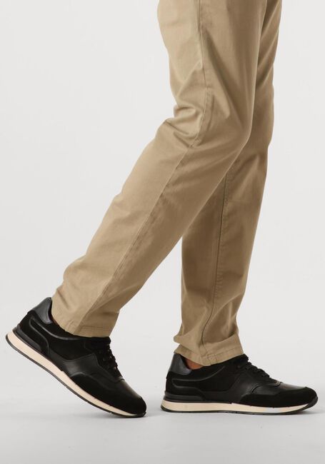 Schwarze CLAY Sneaker Low CL124H540 - large