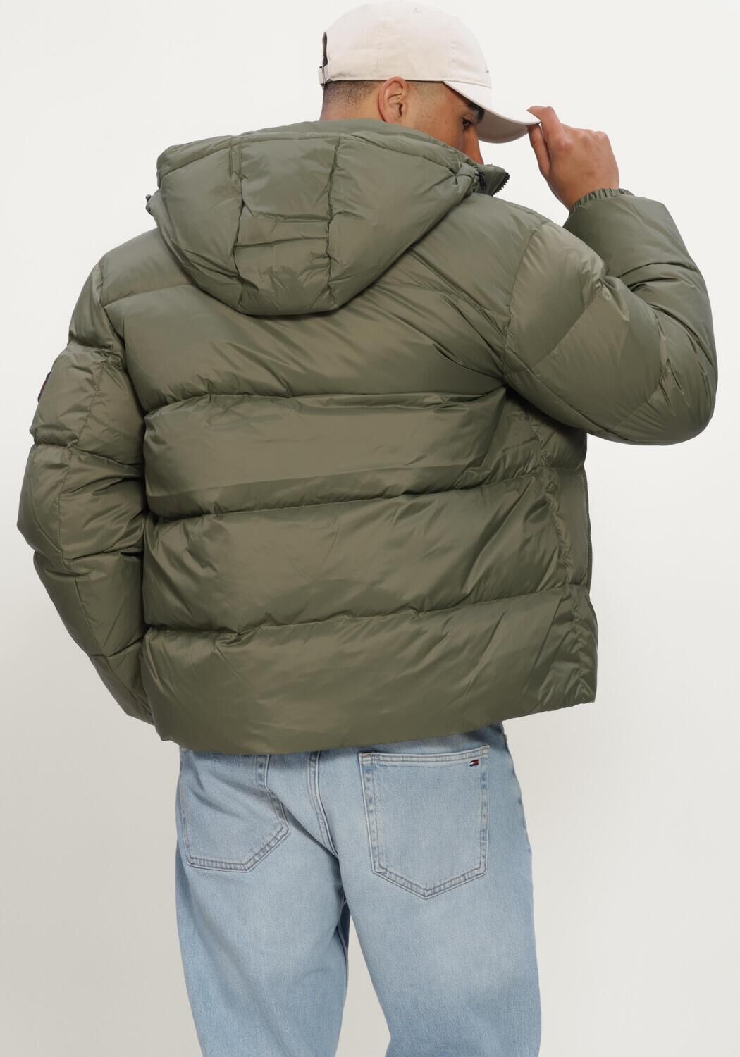 Gr&uuml;ne TOMMY JEANS Wattierte Jack TJM ESSENTIAL DOWN JACKET EXT - large