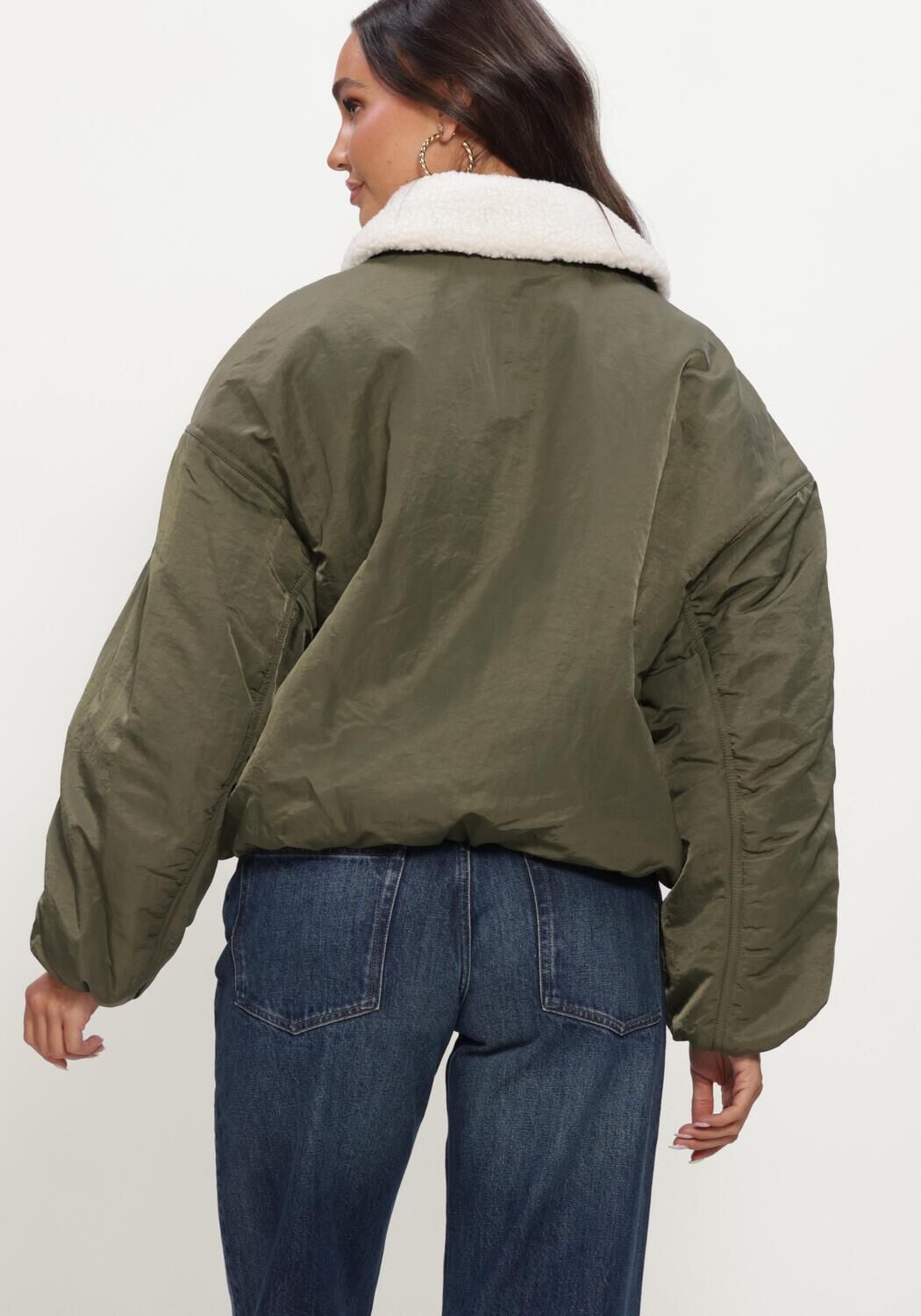 Gr&uuml;ne TOMMY JEANS Jack TJW FUR COLLAR UTILITY BOMBER - large