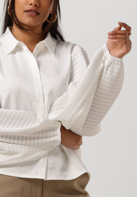 Weiße ANOTHER LABEL Blusen MACY PLEATED SHIRT - large