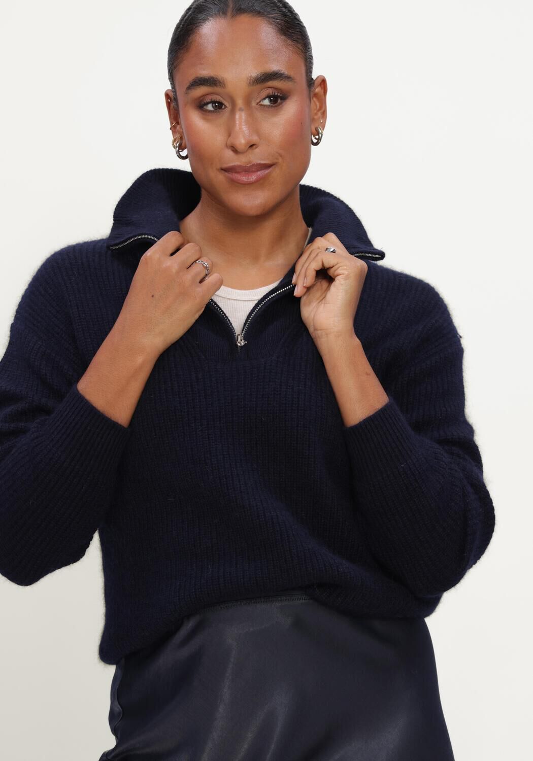 Dunkelblau TWNS Pullover LONG-SLEEVED TRUCKER-NECK PULLOVER - large