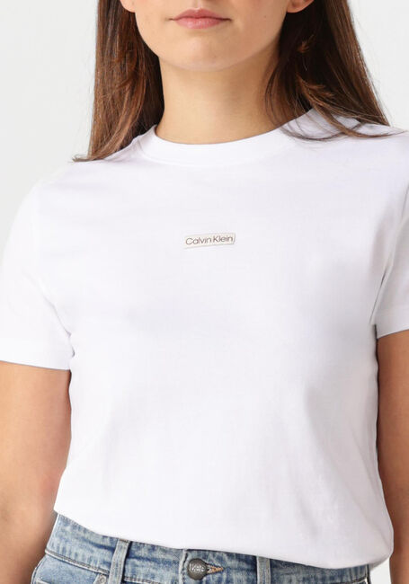 Weiße CALVIN KLEIN T-shirt PLACED INSTITUTIONAL BABY TEE - large