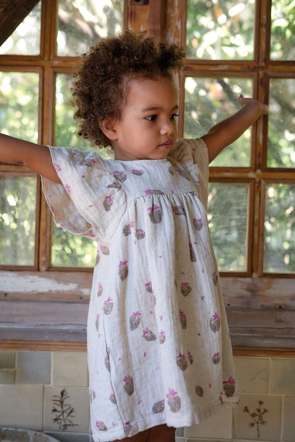 Nicht-gerade weiss PLAY UP Kleider PRINTED WOVEN DRESS - large