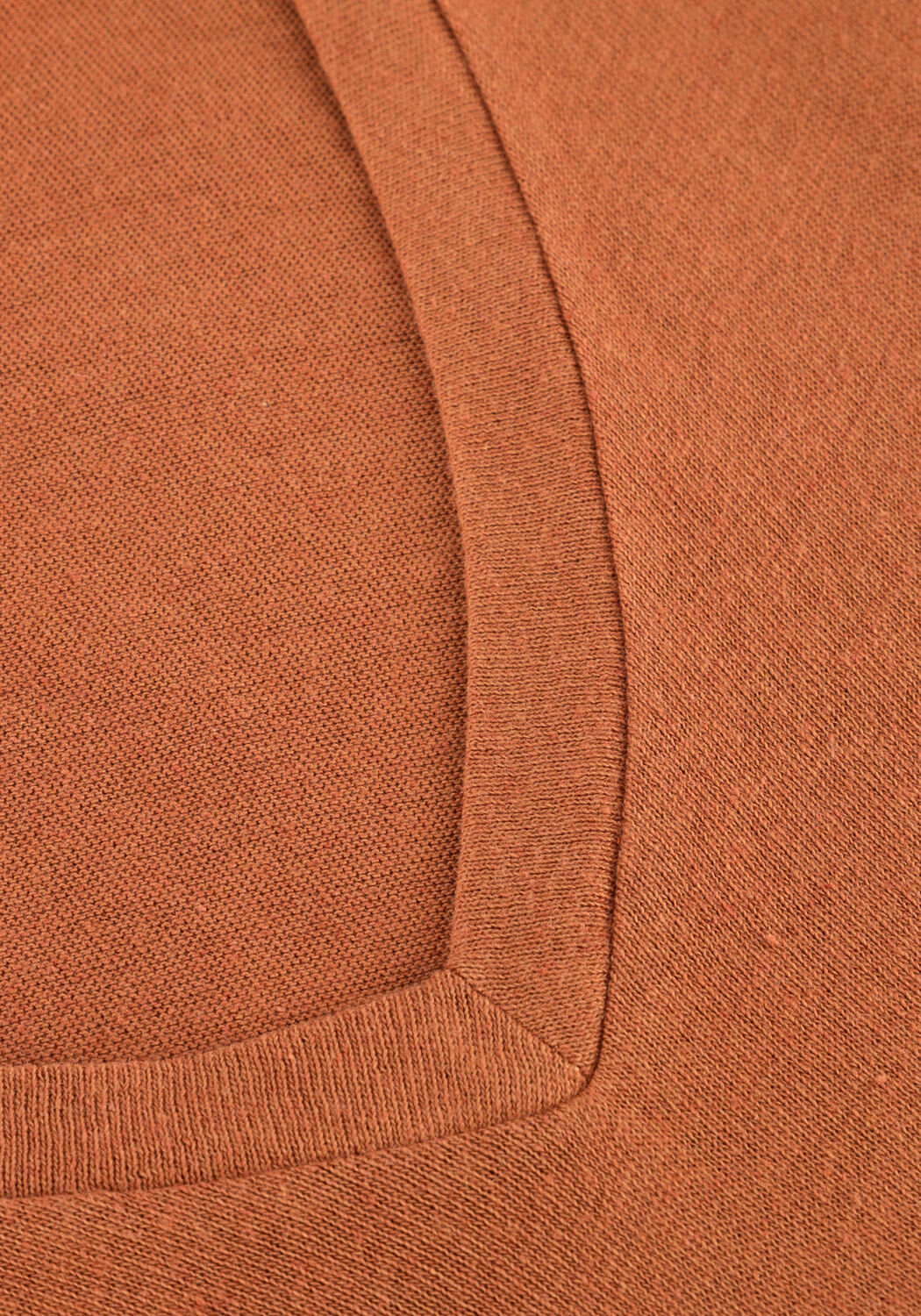 Braune CIRCLE OF TRUST T-shirt MILA TEE - large