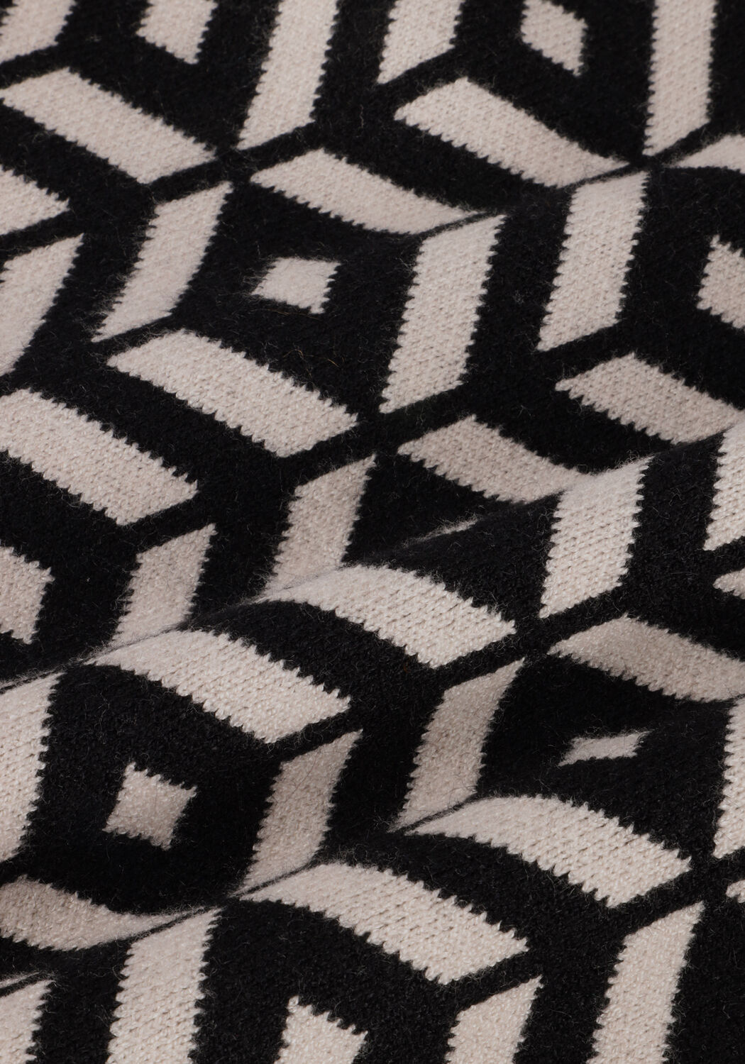 Schwarze OBJECT Pullover THESS L/S JACQUARD KNIT PULLOVER - large