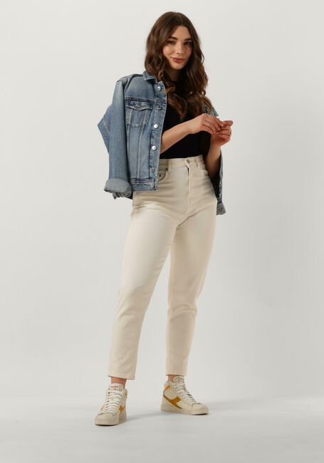 Schwarze TOMMY JEANS T-shirt TJW SLIM ESSENTIAL LOGO - large