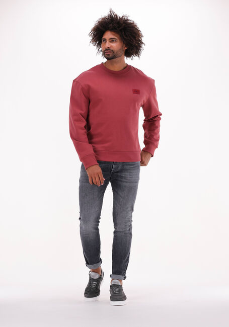 Rote CALVIN KLEIN Sweatshirt SHRUNKEN BADGE CREW NECK - large