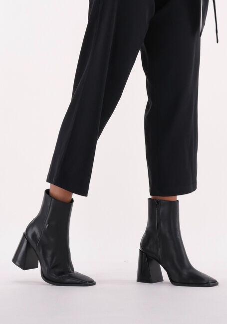 Schwarze NUBIKK Stiefeletten LANA PILAR - large