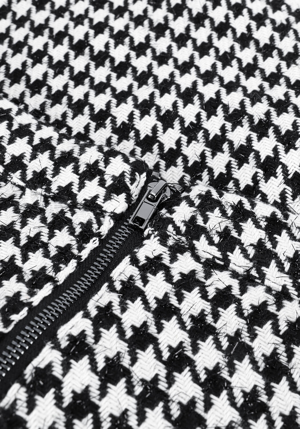 Schwarze Y.A.S. Minirock YASJULIETTE HW WOOL SKIRT - large