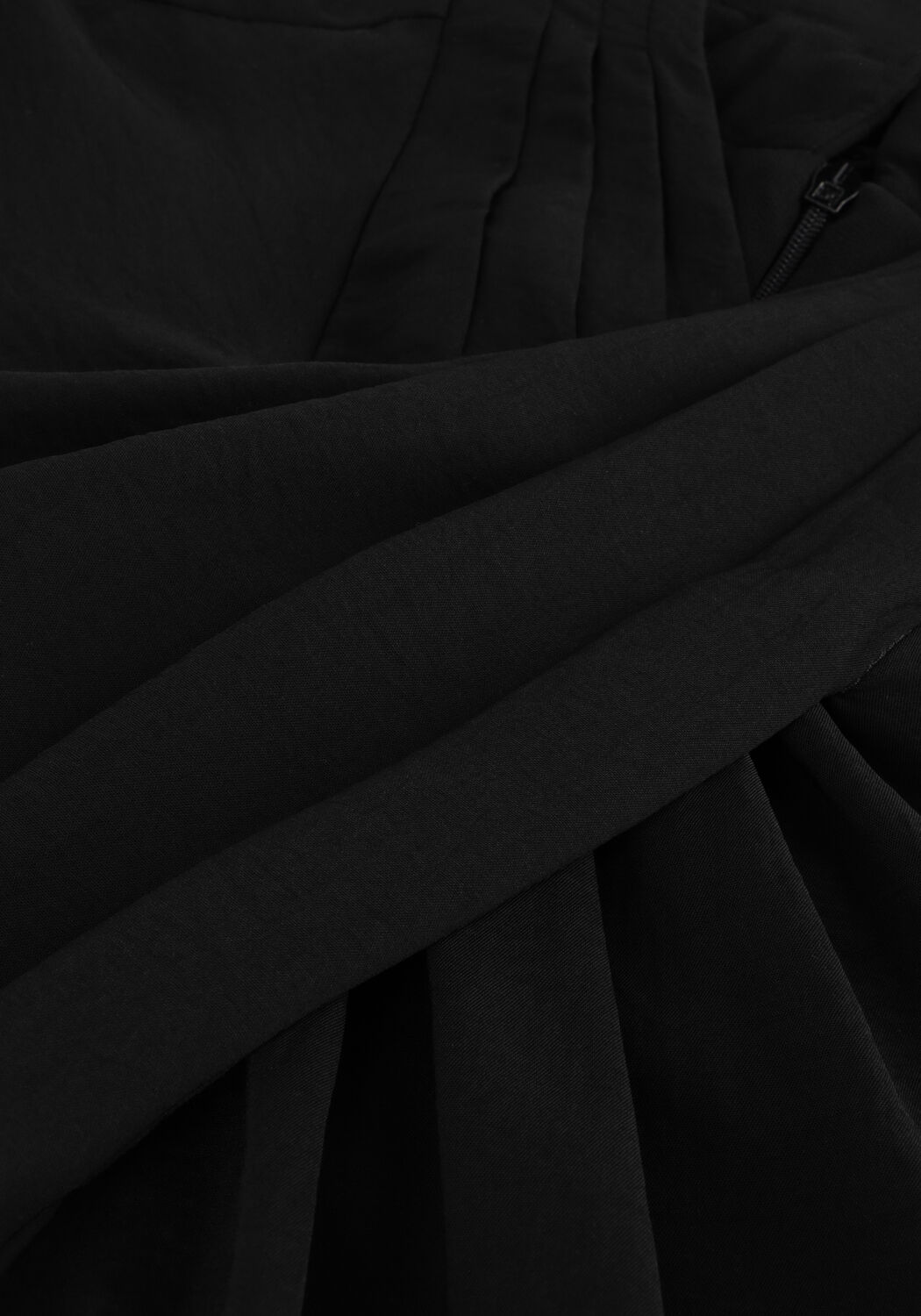 Schwarze FREEBIRD Minikleid WV-DRAPE-2-PES-23-3 - large