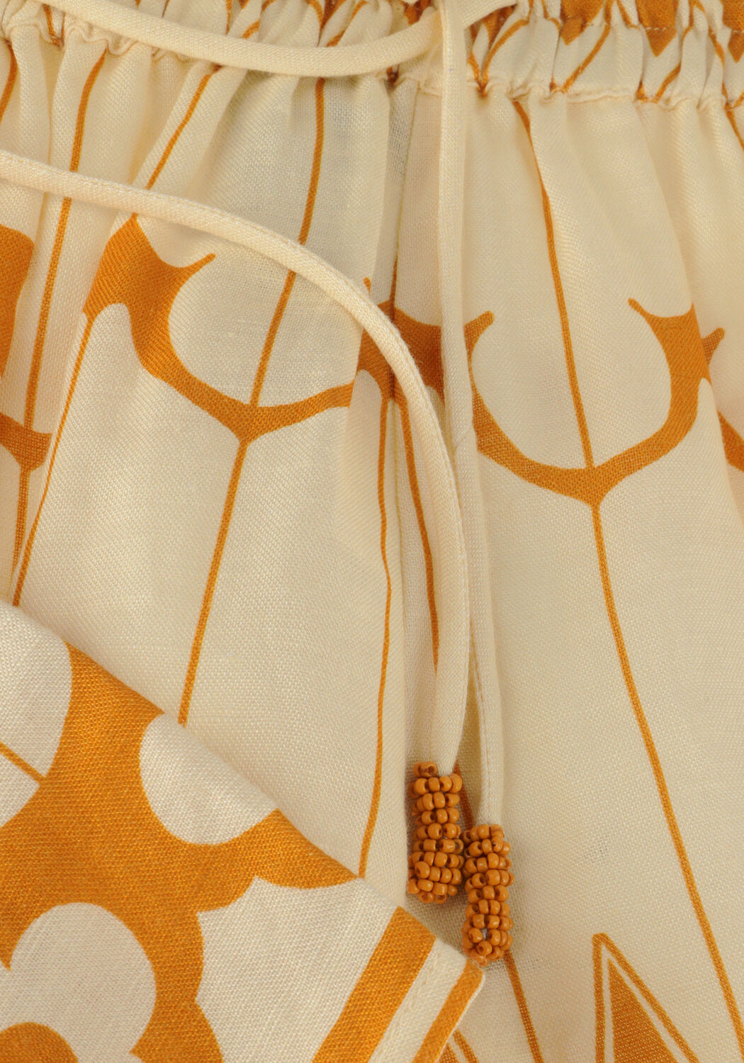 Goldfarbene SCARLETT POPPIES Kurze Hose PAM - large