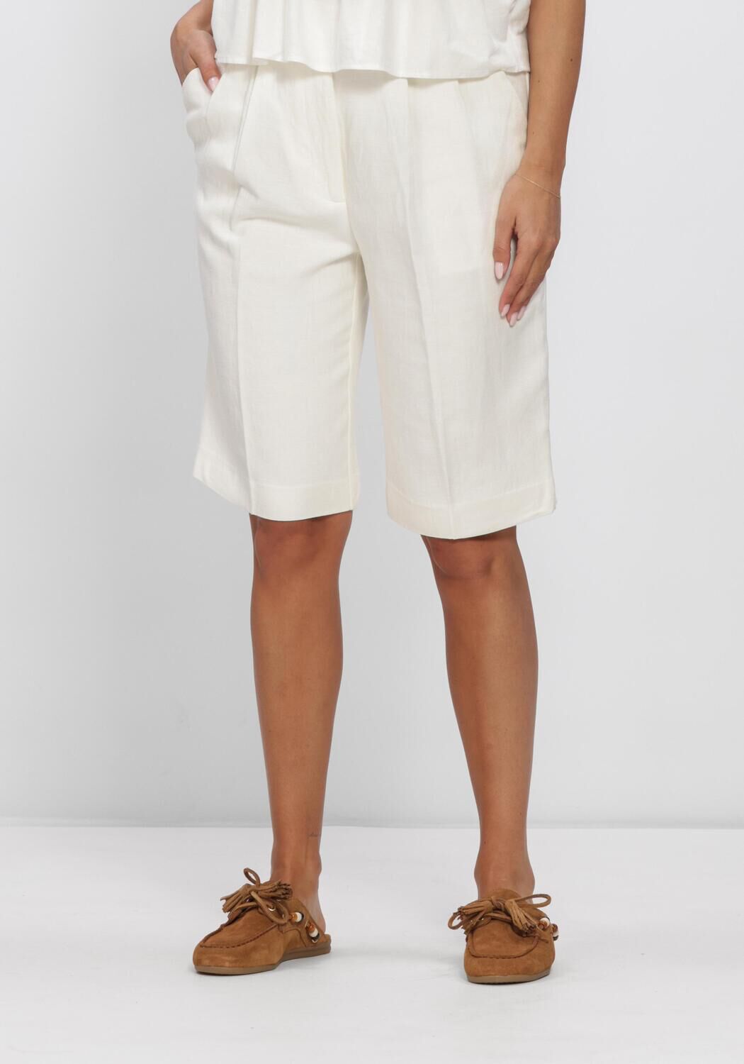 Wei&szlig;e SECOND FEMALE Hosen LINO SHORT - large
