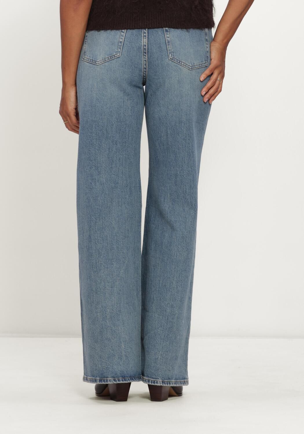 Hellblau CIRCLE OF TRUST Wide jeans MADDY DNM - large