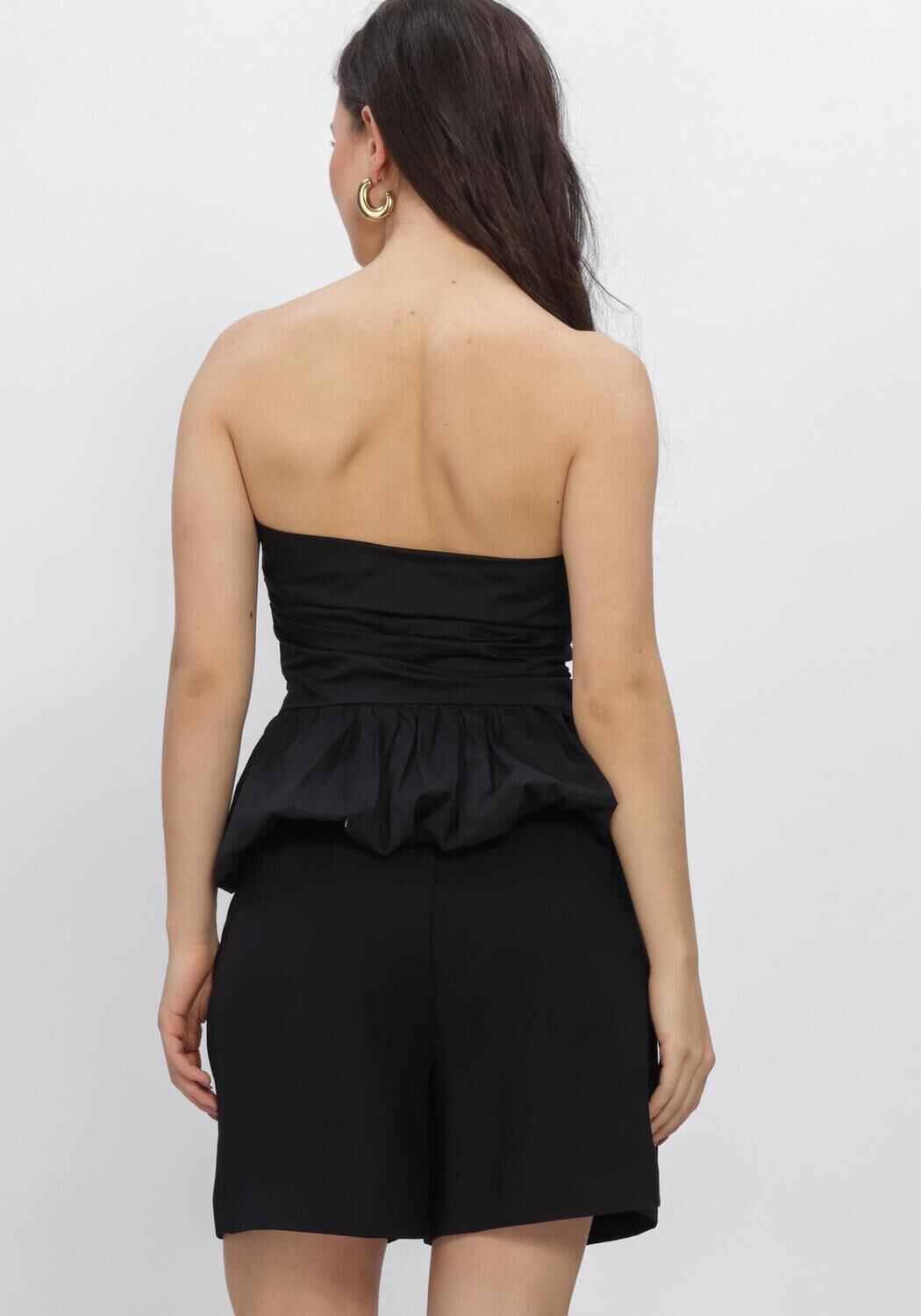Schwarze EDITED Tops & T-shirts LUCIE TOP - large