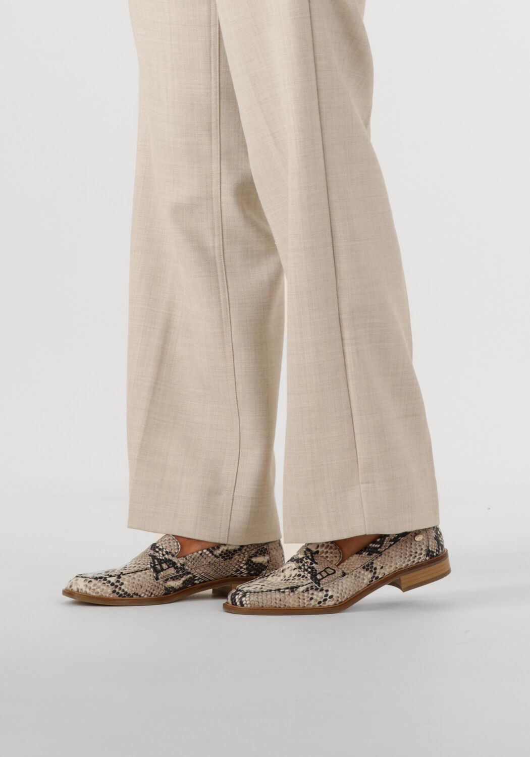 Beige FRED DE LA BRETONIERE Loafer BODIL LOAFER - large