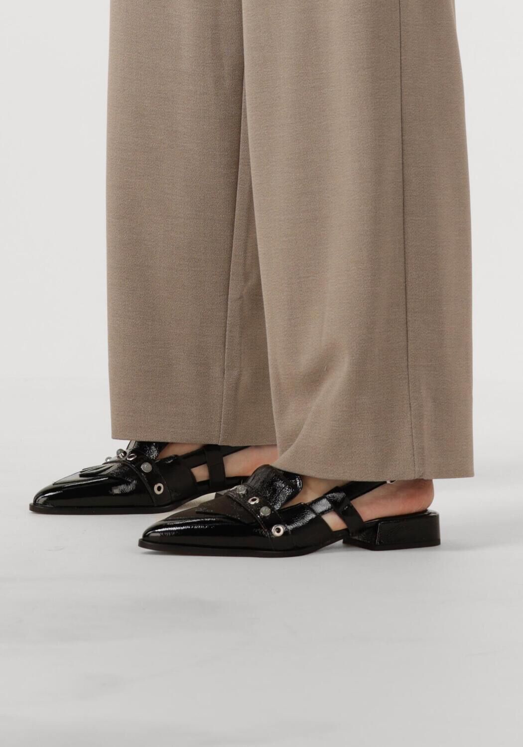 Schwarze VIA VAI Slingbacks JAZZ TAMMI - large