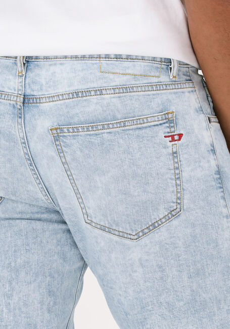 Hellblau DIESEL Slim fit jeans 2019 D-STRUKT - large