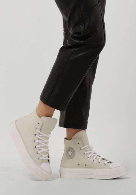 Star Lift Converse Beige High Tops Chuck Taylor All Star Lift
