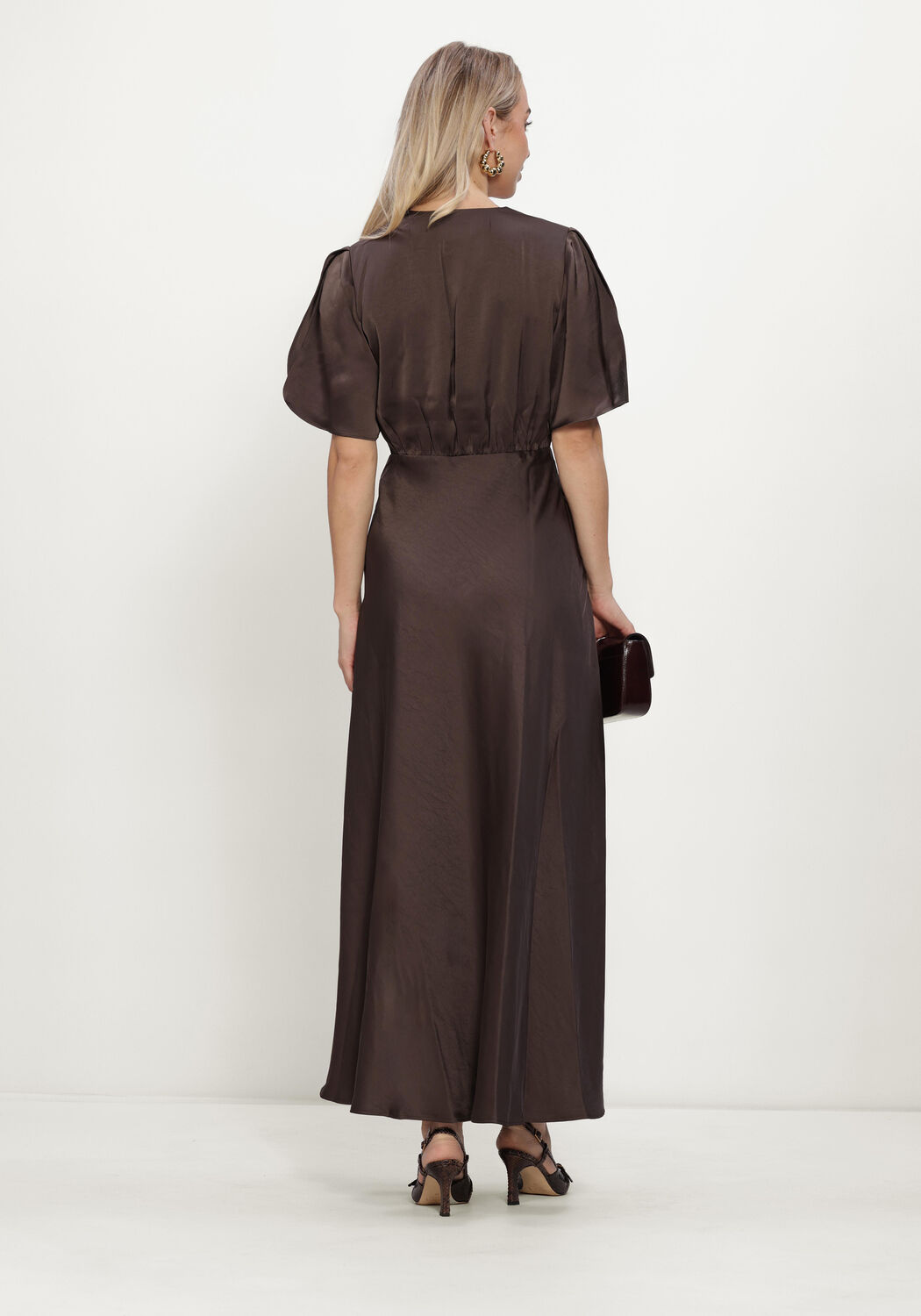 Braune NEO NOIR Midikleid ZELINA HEAVY SATEEN DRESS - large
