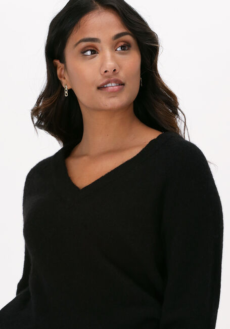 Schwarze SELECTED FEMME Pullover LULU LS KNIT V-NECK B - large