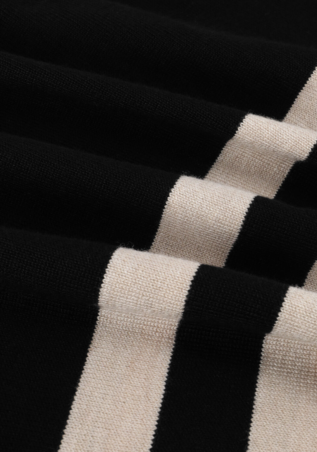 Schwarze MINUS Pullover PERLA STRIPED KNIT PULLOVER - large