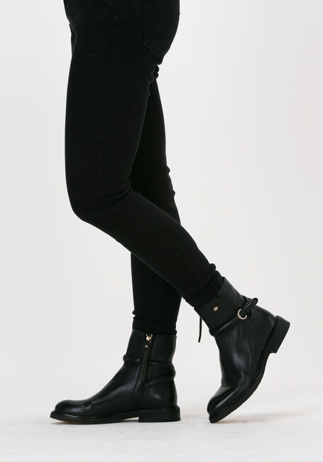 Schwarze FRED DE LA BRETONIERE Ankle Boots 181010124 - large