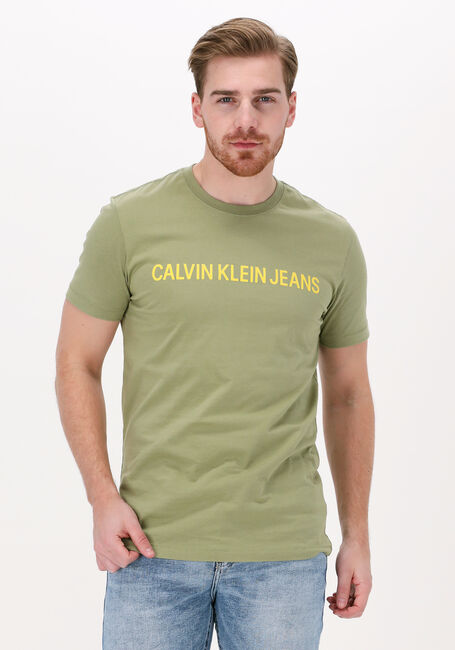 Grüne CALVIN KLEIN T-shirt INSTITUTIONAL LOGO SLIM SS TEE | Omoda